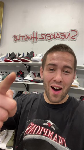 Live Sneaker Event: Lock In Now!