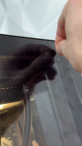 Double peel action! This case is just awesome! @apnx_global V1 with Wooden accent on the intake that is angled at 45 degrees. Easy to build, great acces to everything in terms of removable top, bottom and side plates for mounting fans or radiators, insane amount of velcro ties at the back for great cable management and more. Video dropping soon on my channel with more details. ••••••••••••••••••••••••••••••••••••••••••••••• Follow me on @pc.crazy for more content! •••••••••••••••••••••••••••••••