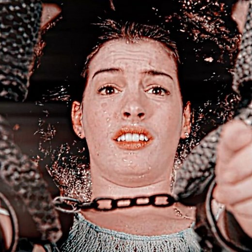 She’s Forced to Obey Every Command Anyone Gives Her 😳✨ | Ella Enchanted (2004) #edit