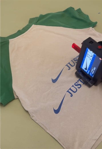 Create Custom Designs with a Handheld Printer