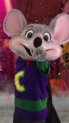 Dance with Witch Helen and Vampire Chuck E.! 🎃 | Chuck E. Cheese