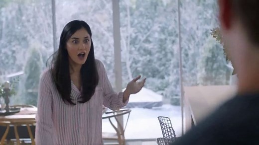 Peloton TV Spot, 'The Gift That Gives Back' Song by Tal Bachman