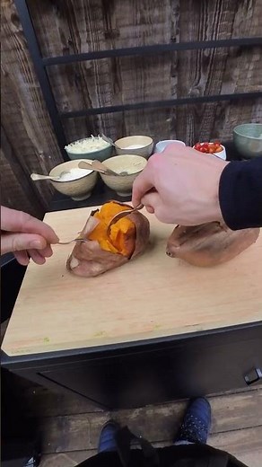 Bakt potet med digg fyll 🥔🔥