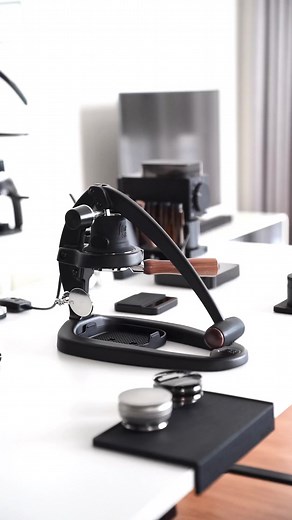 Unboxing the Pressensor pressure transducer for the Flair58 . Enjoy your steps towards the perfect cup with measurable results.Introducing our pressure transducer bundle for the Flair 58 espresso machine. This bundle includes our Bluetooth enabled pressure transducer and an M6 to G1/8 adapter specifically designed for use with the Flair 58. The pressure transducer attaches to your machine and measures the pressure of the water flowing through the coffee grounds, while the adapter allows for easy