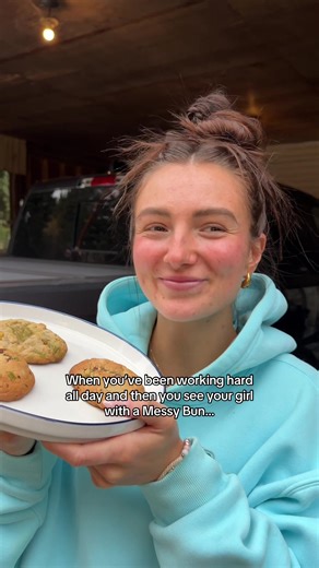 Messy buns are the best 🤩🤤 | Messy Bun