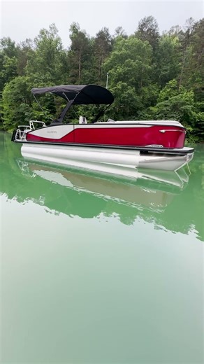 Harris built the perfect family pontoon boat #boating #watersports #lakelife