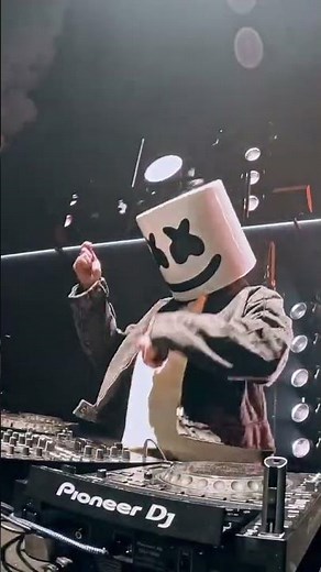 🎵🎧 Marshmello ft. Bastille - Happier (Live at MetLife Stadium 2025)