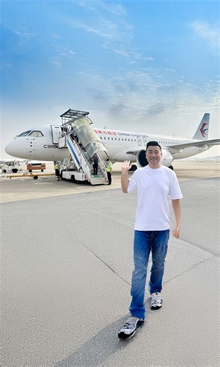 I Flew on China’s Brand-New COMAC C919 – Is It Really a Boeing Killer? | Sam Chui