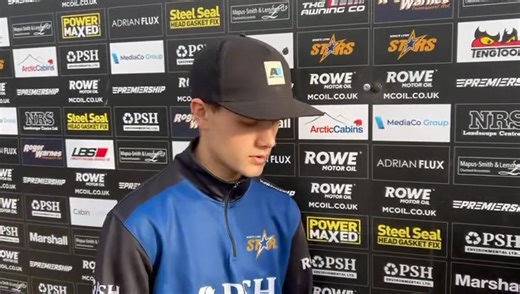 🎥 𝗣𝗥𝗘𝗩𝗜𝗘𝗪 | 🏁 King's Lynn Stars’ Luke Harrison reflects on the opportunity to gain experience as a Rising Star this season. ⭐️ 𝗦𝗧𝗔𝗥𝗦 🆚 𝗧𝗜𝗚𝗘𝗥𝗦 🐯 🏆 ROWE Motor Oil Premiership 🏟 Adrian Flux Arena, 7.30pm. #️⃣ #KLYSHE #britishspeedway🇬🇧 | British Speedway