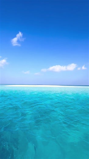 Exploring the Stunning Sandbank in the Indian Ocean