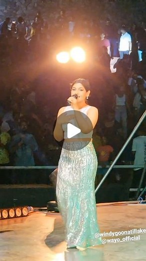 𝑊𝐼𝑁𝐷𝑌 ⭑.ᐟ ݁₊⋆𖥔. ݁˖✮ on Instagram: "Ma Handawala — with @wayo_official last night☺️🌙✨ original artiste: Gration Jayamaha music & lyrics: @rookantha ❤️"