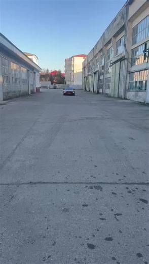 🚗 BMW 645 Ci – An 2004 – Motor puternic V8 – Mașină deosebită! Se vinde BMW 645 Ci, an fabricație 2004, coupe sport premium, cu design elegant și motor puternic specific seriei 6. Mașină care încă atrage priviri și oferă o experiență de condus foarte plăcută. ✔️ Motor V8 puternic ✔️ Cutie automată ✔️ Interior premium ✔️ Model coupe sport ✔️ Confort și performanță BMW 💶 Preț: 4800 € 🔁 Accept și variante cu: - scule profesionale - auto 📞 Telefon: 0750 662 165 📍Se poate vedea în Onești #bmw #b