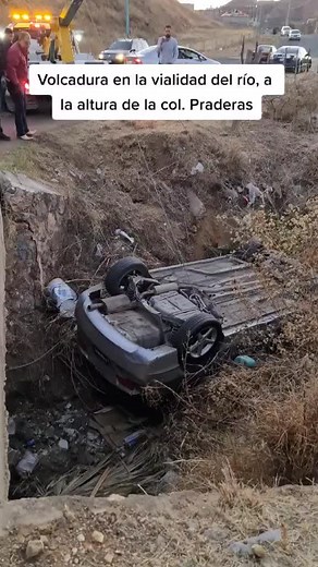 #parralchihuahua #codigo13parral #noticias #volcadura #accidente #policiaca