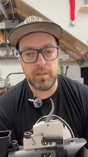 #9 On jase de trigger se soir . Je vous explique petite modif facile pour améliorer les tikka . Veuillez écouter les deux vidéo. Si se n’est pas déja fait et que mes vidéo t’intéresse tu peux suivre ma page ou m’envoyer demande d’amis . Bonne soirée a tous , jouez prudemment Athlon Optics Accro-Plein Air Jccustombarrels Labradar | Hubert Parent