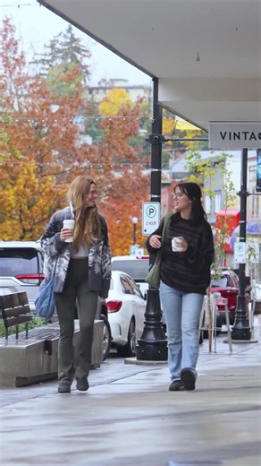 POV: you said you were “just grabbing a coffee” in downtown Nanaimo. ☕ Next thing you know, you’re wandering colourful storefronts, popping into indie shops, and adding “just one more stop” to the list. Zero regrets. 🛍️✨ Start with brunch at Gabriel’s Café, browse the creative goodness at Artisans Studio, get lost in the stacks at Literacy Central Vancouver Island/Well Read Books, and soak up the charm at Flying Fish. 📚🎨🐟 Downtown Nanaimo has that “stay a little longer” energy, and we’re not