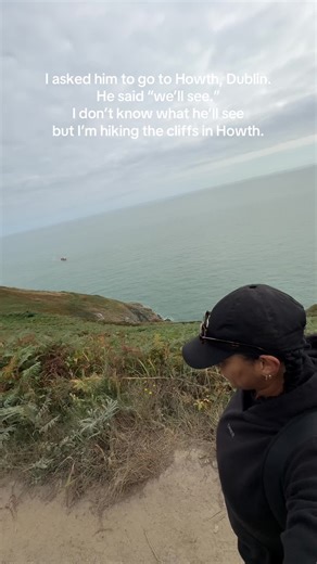 Hiking the Scenic Cliffs of Howth, Dublin