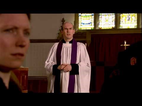 The IT Crowd - Series 2 - Episode 2: Heart attack