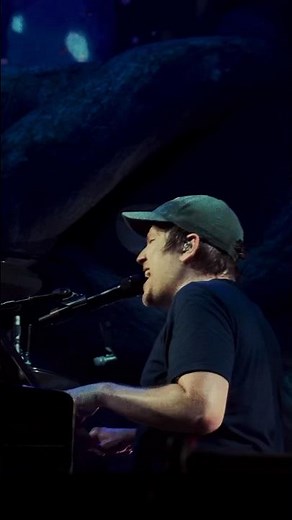 So Much (For) Stardust made its live debut in London ✨✨ 🎥 Harry Steel