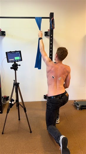 Real-Time Muscle Activity Monitoring for Physiotherapy