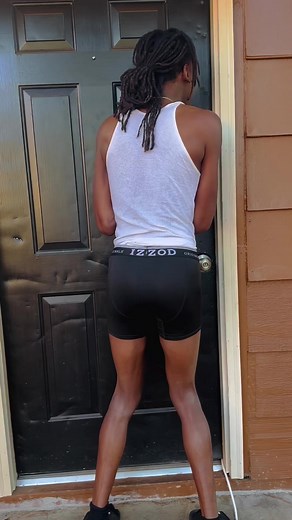 #KIESHAAAA GURLL HOW ABOUT I UNPLUGGED The extension cord to his lil trailer gurl now he cold cause he can't plug up the heater.... he want to get bac in the house now #comedy #justforfun : #Shabreka #javon #kieshaaaaa #comedian 2,472 | Funniest 30