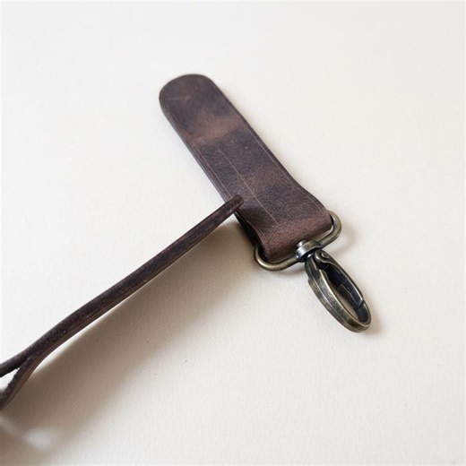 Minimal Handmade Leather Keychain | Leather Bag Charm (set of 2) - Etsy
