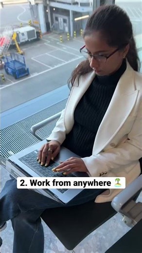 Google Software Engineer + Travel enthusiast ✈️ I love the flexibility this job provides me 💖