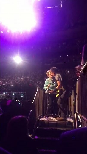 Bruce Springsteen dancing with his mom at Madison Square Garden