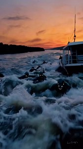 8.6K views · 143 reactions | Unknown Marine Giant Approaches – Scary Encounter #SeaMonster #OceanMystery #Unexplained #DeepSeaCreatures #CaughtOnCamera ScaryFootage UnknownCreature BoatingAdventure SeaSecrets RealEncounters Cryptid OceanAliens MysteriousWaters TerrifyingMoments | Nature.love | Facebook