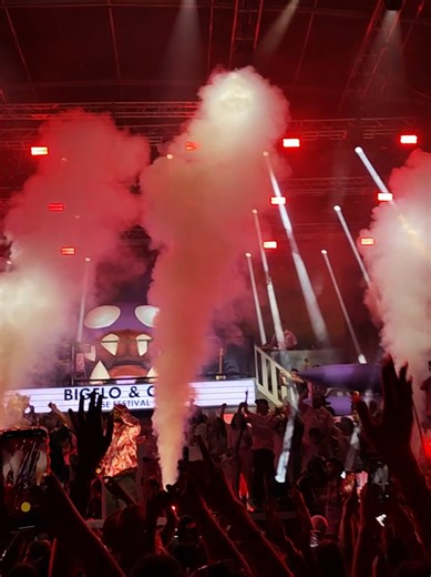 le goumin tape fort #festivals #toulouse #rosefestival