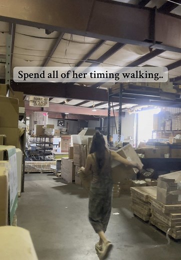 I don’t mind it too much though!👏🏼#creatorsearchinsights #newhome #newhomeowners #remodel #remodeling #newbuildhomes #newbuildhome #newconstruction #newconstructionhome #lighting #lightingdesign #lightingtips