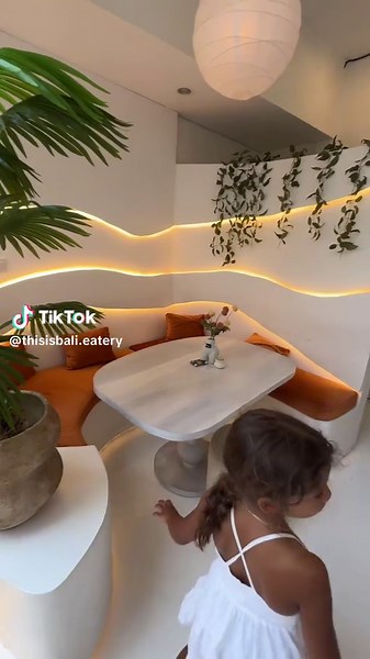 Unique Bali Restaurant Experience in Ubud