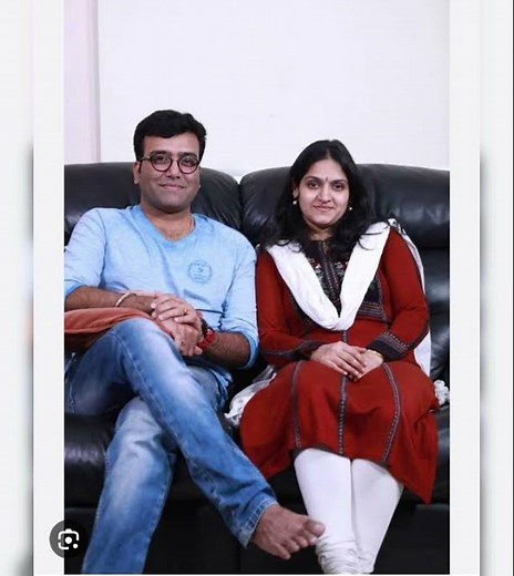 singer thippu and harini family picture 💕🥰