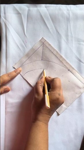 How To Make A Collar (Drafting & Pattern Making)