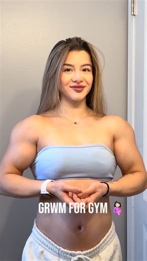 Ruby Rivera on Instagram: "GRWM for gym pregnant edition 🤰🏻 New drop December 15th YLFH @youngla @younglaforher CODE: RIVERA @gorillamind RIVERA #fitness #bodybuilding #gym"