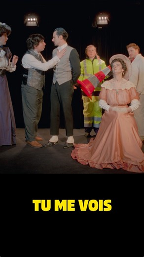 Sur l’autoroute A71 et l’autoroute A85, Claire, patrouilleuse VINCI Autoroutes, est là pour votre sécurité. Respecter le corridor de sécurité, c'est veiller sur elle. | VINCI Autoroutes