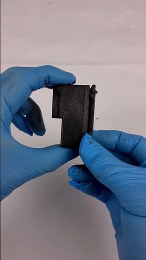 Inside Canon PG-575i Black Starter Ink Cartridge