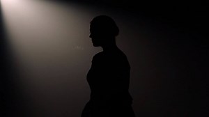 Royal Opera House: la CARMEN di Georges Bizet, in diretta via satellite al cinema, solo martedì 6 marzo 2018 alle 19.45. Un superlativo adattamento del regista Barrie Kosky interpretato dal mezzosoprano Anna Goryachova nei panni di Carmen e dal tenore Francesco Meli in Don José, dal soprano Anett Fritsch in Micaëla e dal basso-baritono Kostas Smoriginas nei panni di Escamillo. Info e sale su http://www.nexodigital.it/the-royal-opera-carmen/ | Nexo Studios