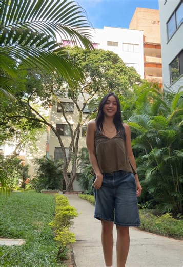 Half Full Dance Choreography in Colombia