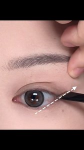 Eyeliner #tutorial #videos | Rosemarie Gumactang Quirante