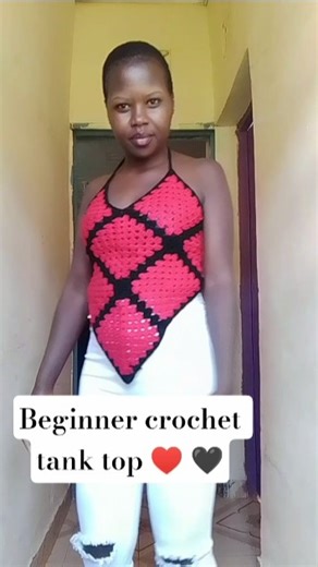 Beginner crochet tank top ♥️ 🖤. Using 8 simple granny squares #crochet #grannysquares