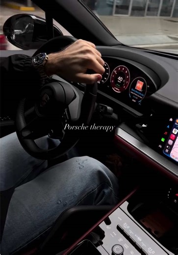 Turn the key, fix the mood. 📹 @tepl1n #Cayenne #Porsche #porschecayenne #porscheclub #porschelife