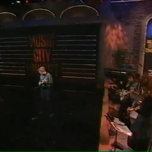 13 year-old Chris Thile on Music City Tonight #mandolin #bluegrass #tv | World Bluegrass Day