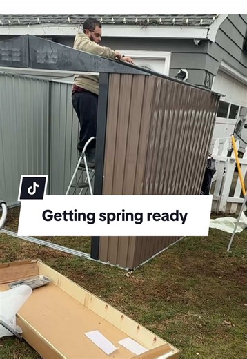 Prepare Your Pool for Spring: Essential Cleaning Tips