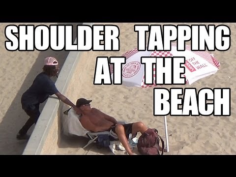 Public Prank - Shoulder Tapping At The Beach