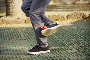 フットバッグ初心者「これを見て上達した」練習方法。おすすめサイトも！ | MYSPORTS