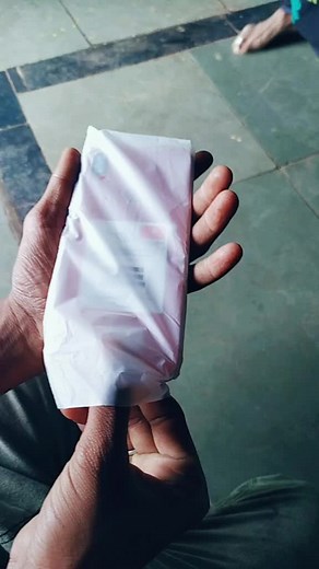 Unboxing the Redmi Note 7s Smartphone