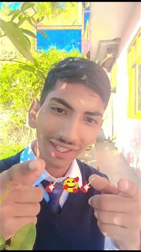 Bheed Mein #holi #holispecial #gadget #explore #alkayagnik #bollywoodmusic #ytshorts #yt #ytmusic