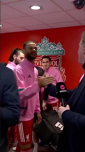 Steve McManaman and Joleon Lescott aren’t sure about Liverpool’s pink jackets 😅
