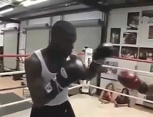 145K views · 1K reactions | ‪Fascinating insight from a defensive master.‬ | Boxing News | Facebook