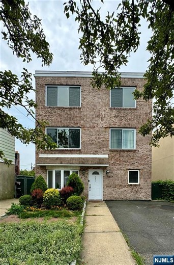 362 Kamena Street 3 #3, Fairview, NJ 07022 - MLS 26011662 - Coldwell Banker